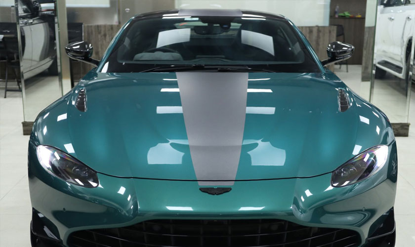 Aston Martin VANTAGE V8 F1 EDITION